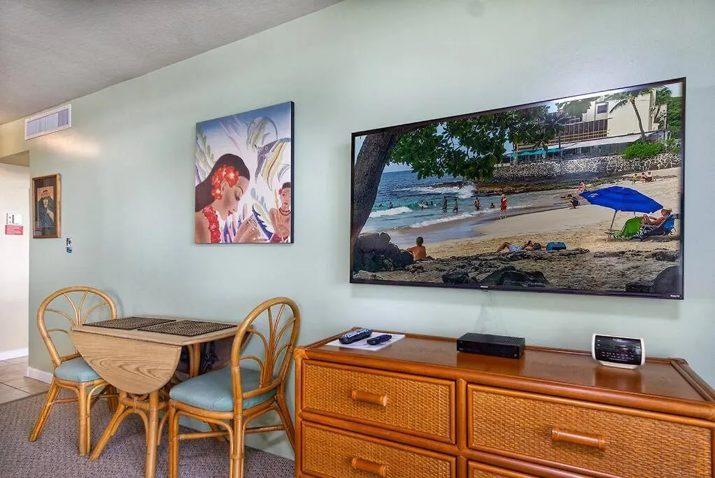 Oceanfront Condo With Lanai That Almost Hangs Over Ocean - Hale Kona Kai 304 By Casago Kona Kailua-Kona